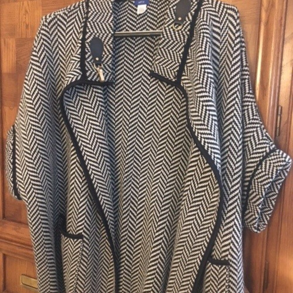 Black and White Herringbone Ruana